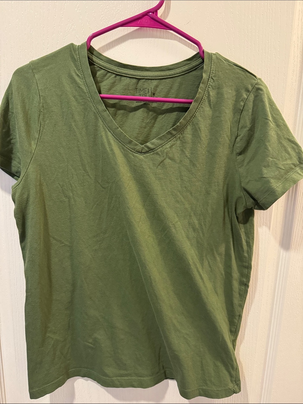 Time and Tru Olive V-Neck Short Sleeve Tee